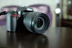  Nikon D90 DSLR Kamera 18-105mm VR Lens Kit (12.3MP) 3 inç LCD