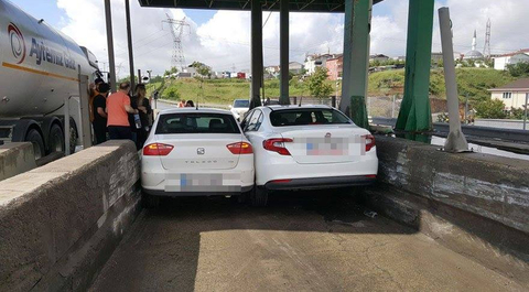İnatçı sürücüler gişelerde sıkıştı