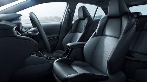 2018 TOYOTA AURIS