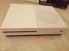 Xbox One S 1 TB-1500TL