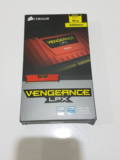  Corsair 4x4 Vengeance DDR4 ve Dominator DDR3 Ram