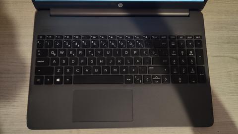 - SATILDI - SIFIRDAN FARKSIZ HP-15S i3-1115G4 - 8 GB RAM - IPS EKRAN LAPTOP