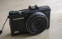 Olympus XZ-1 : SATILDI