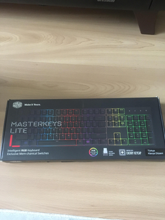 satılık coolermaster rgb klavye