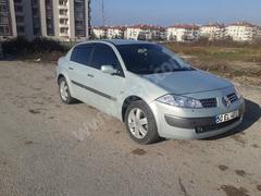 Babam megane 2 alacak. Karar verildi Teşekkürler 1.5dci 2007 model.