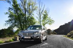 2019 MAKYAJLI BMW X1 TANITILDI