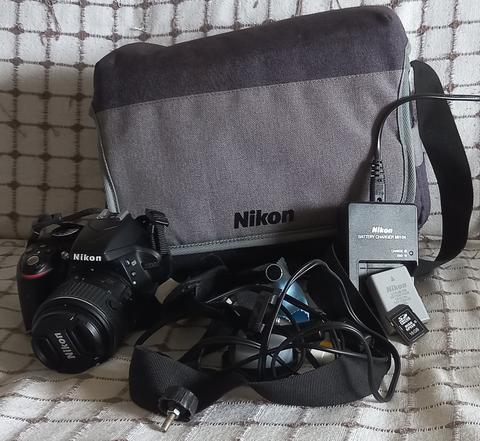 Sıfır Ayarında Nikon D3300 (18-55 Lens + Çanta + Hafıza Kartı)