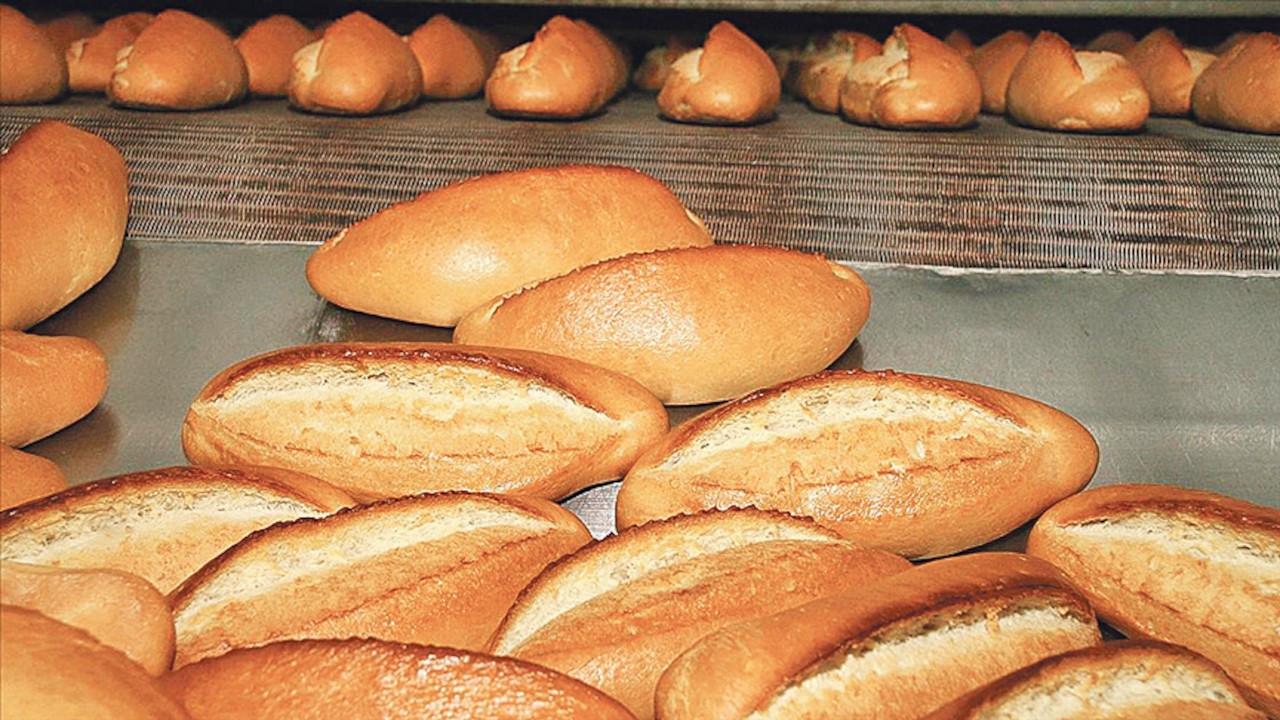 Ekmek yüzde 25 Zamlandı. 200 gr Ekmek 10 TL oldu