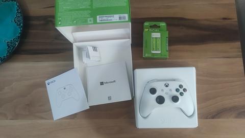 Uygun Fiyatlı Microsoft Xbox Controller 9. Nesil Microsoft Türkiye Garantili