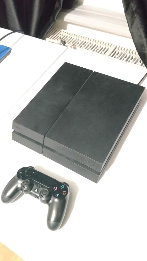 PS4 mat 500gb 9.0 cfw kırık oyunlu