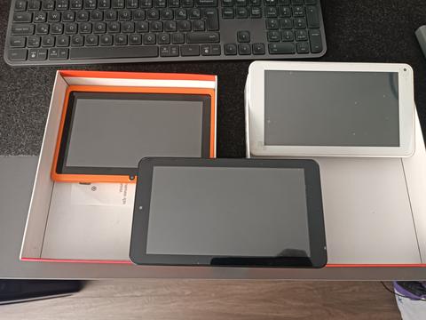 3 Adet Tablet + Telefon - 300 TL