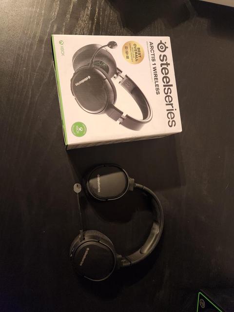 SteelSeries Arctis 1 Wireless Xbox Series