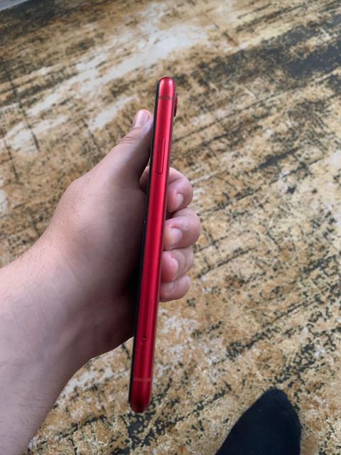 İphone XR 128GB RED