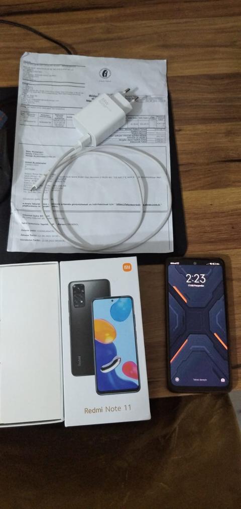 Note 11 128GB (Temiz Garantili Kutulu Faturalı resmi satıcıdan alınmış)