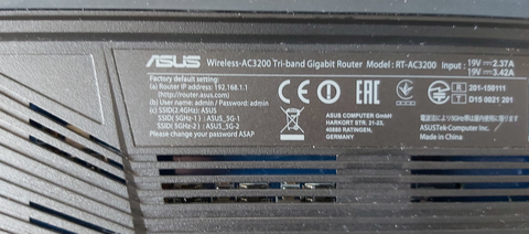 [SATILDI] ASUS RT-AC3200 Router