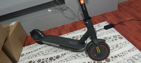 [SATILDI] F. DIŞI SATILDI.. Xiaomi Mi Pro 2 Siyah Elektrikli Scooter.