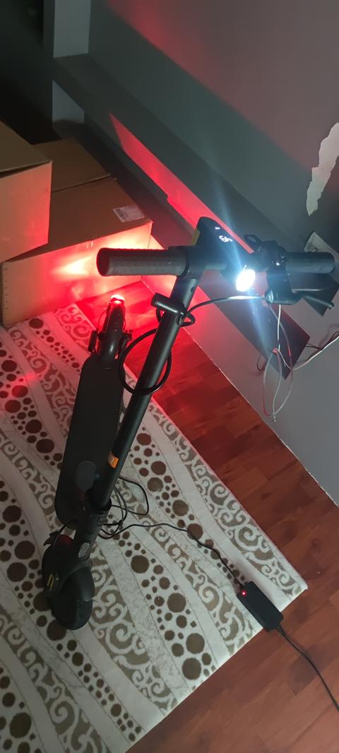 [SATILDI] F. DIŞI SATILDI.. Xiaomi Mi Pro 2 Siyah Elektrikli Scooter.