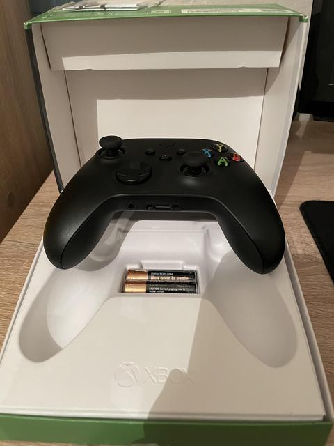 2 Yıl Garantili Xbox Carbon Black Controller 9. Nesil
