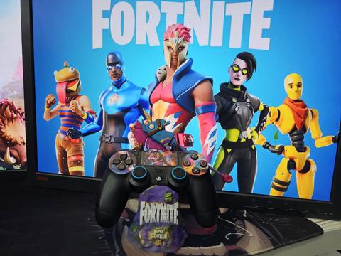 Fortnite Temalı Joistik Stand