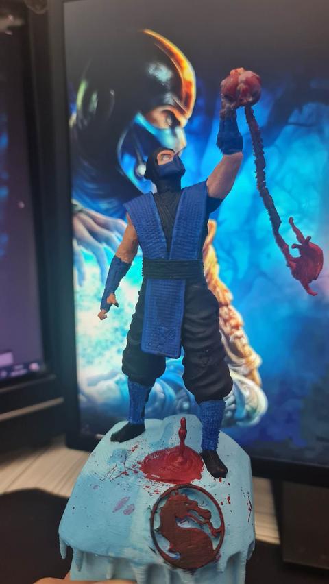 Mortal Kombat SCARPiON / SUB-ZERO Figür