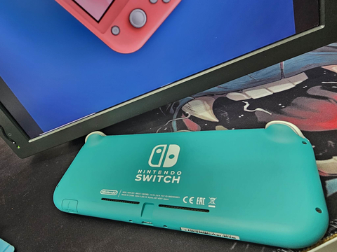 [SATILDI] Nintendo Switch Lite Oyun Konsolu