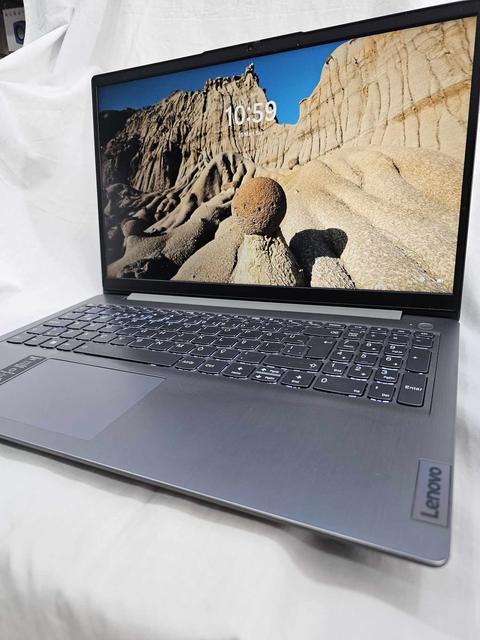 Lenovo IdeaPad -  i5-1135G7 8 GB 512 GB SSD MX350 15.6" Full HD W11 Notebook