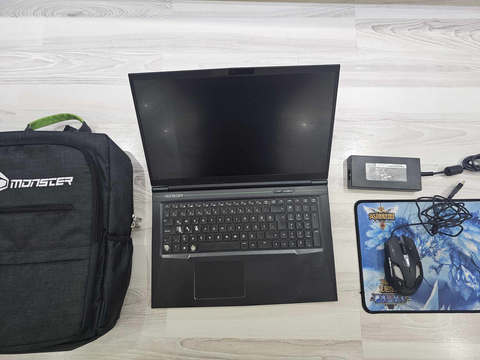 Dev Ekranlı Monster Tulpar Gaming Laptop [i7 - 10875H / 16GB / 512GBSSD / RTX3060 6GB / 17.3" 144HZ]