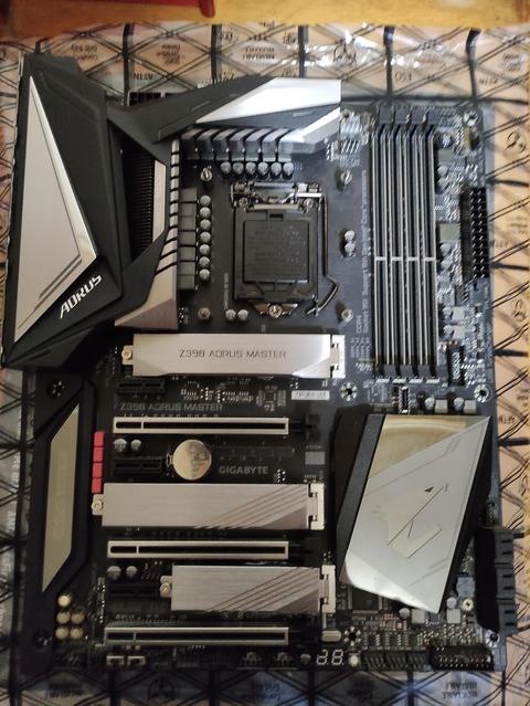 Gigabyte Z390 Aorus Master