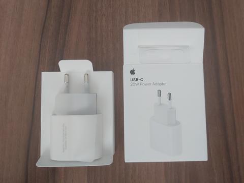 [SATILDI] Apple Şarj Adaptörü ve Spigen Aksesuarlar (Faturalı, Orijinal Ürünler)