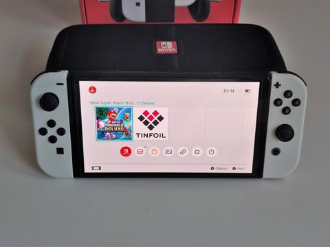 (SATILDI) SIFIR Çipli Nintendo Switch OLED 128GB + Çanta