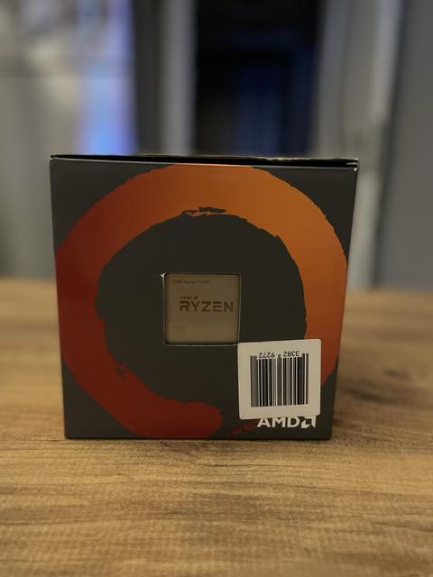 Ryzen 1700 / RGB Fan / Kutulu