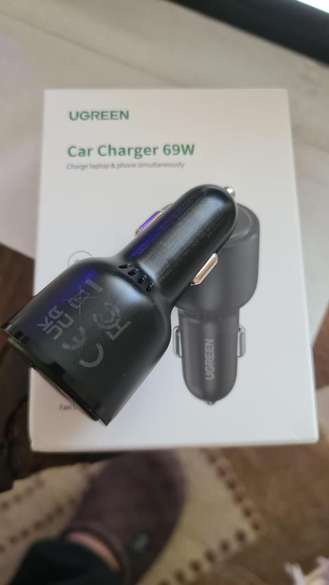 UGREEN CAR CHARGER 69W