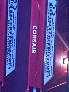 Corsair Vengeance LPX Kırmızı 2X8GB DDR4 2400 Mhz C16 500 TL