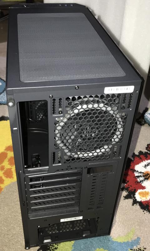 Satıldı 500 TL Rosewill SPECTRA D100 ATX Mid Tower Kasa