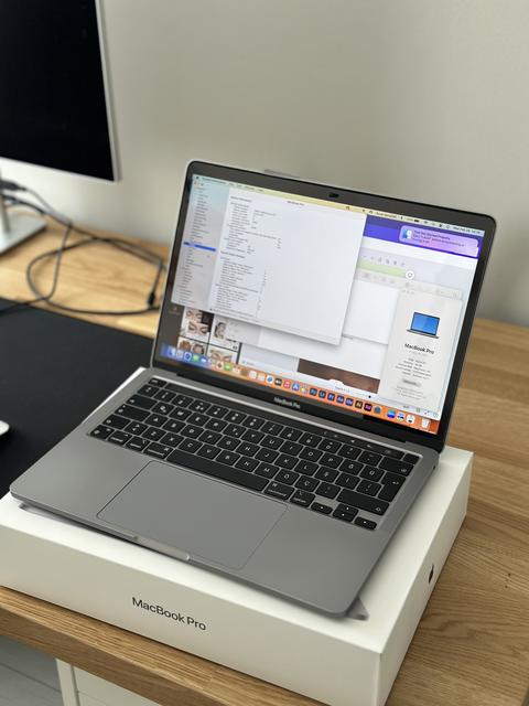 MacBook Pro M1 16GB Ram 256GB SSD