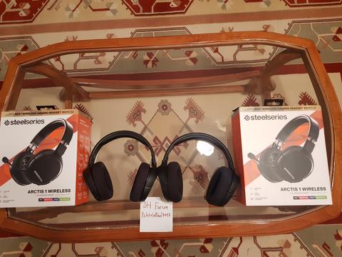 -SATILDI- x2 SteelSeries Arctis 1 Wireless Kulaklık 400 TL