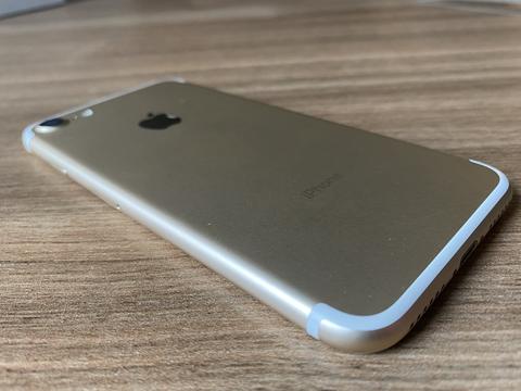 Iphone 7 32 Gb Gold - Kutulu/Tertemiz-Orijinal Şarj Adaptörü-Kablo-SATILDI