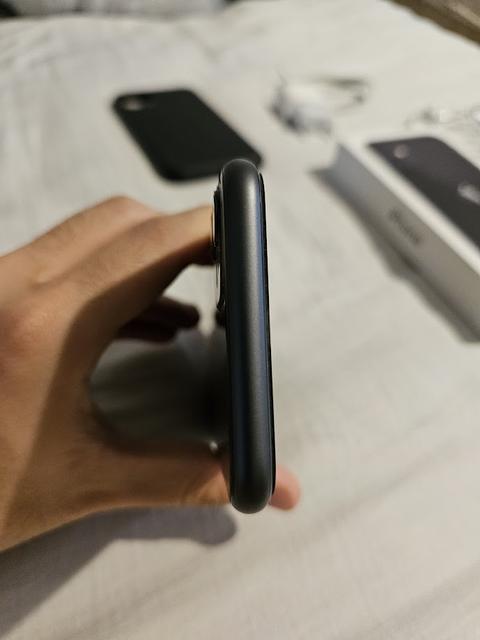 [SATILDI] iPhone 11, 128GB, TR Cihazı, Siyah, Çiziksiz, Mükemmel Kondisyon