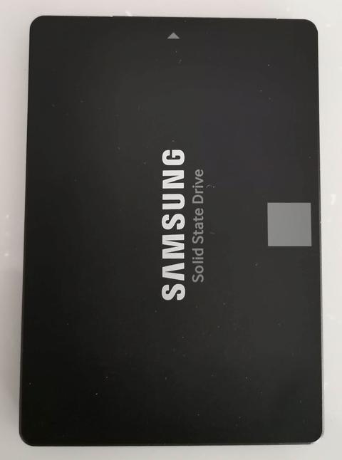 SATILIK 1 TB Samsung 870 Evo (3 Aylık, Garantili, Sorunsuz)