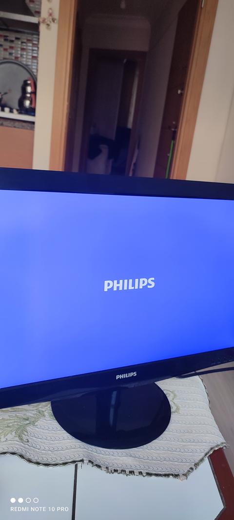 PHILIPS 22 İNÇ LED MONİTÖR