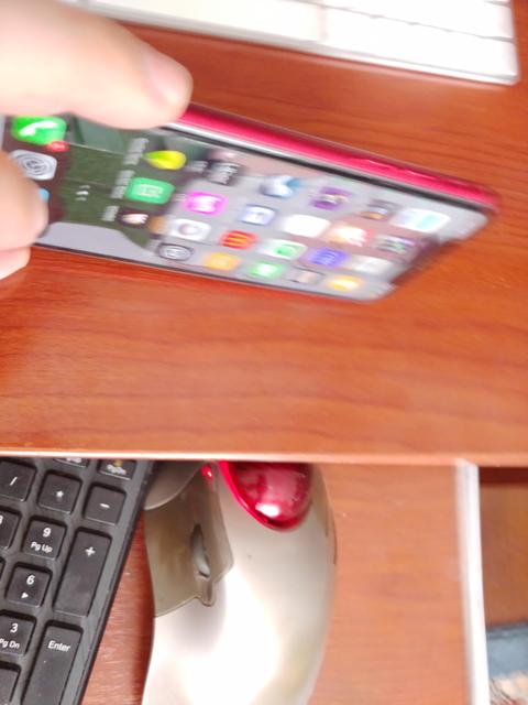 Iphone 11 64 Kırmızı Kayıtsız+ Kılıf şeklinde pil (siyah)