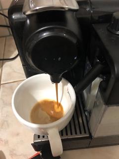 Delonghi Nespresso Lattisima Touch Kahve Makinesi