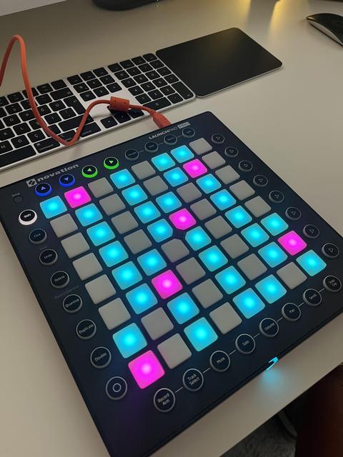 [SATILDI] Novation Launchkey 49 MK2 + Novation Launchpad Pro MK2