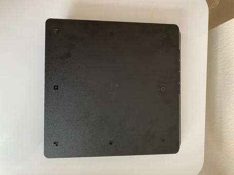 PS4 SLIM (CUH 2016B)1 TB ÇİFT KOL TEMİZ KULLANILMIŞ CİHAZ