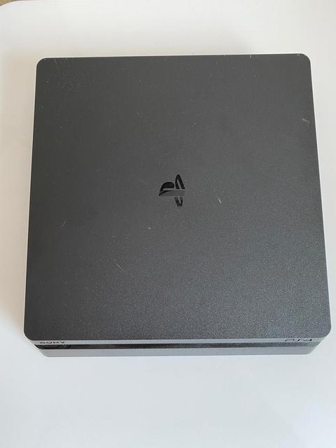 PS4 SLIM (CUH 2016B)1 TB ÇİFT KOL TEMİZ KULLANILMIŞ CİHAZ