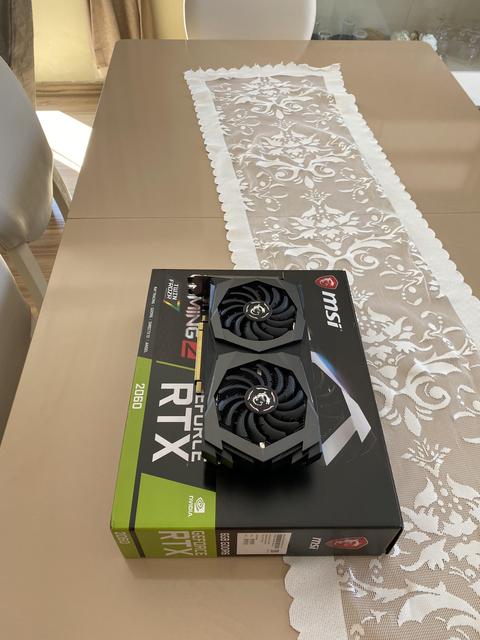 HER ŞEYİ TAM TERTEMİZ MSİ RTX 2060 GAMİNG Z