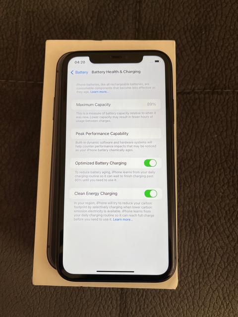 iPhone 11, Siyah, 64 GB