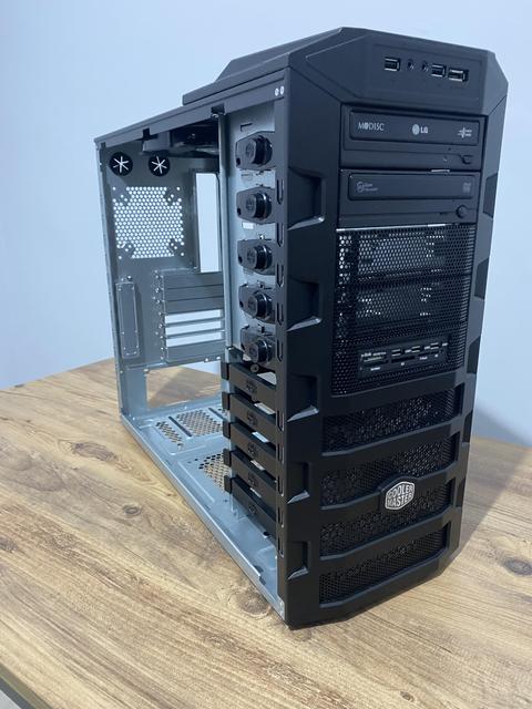 Xigmatek Vanguard Tank Kasa (Micro ATX)