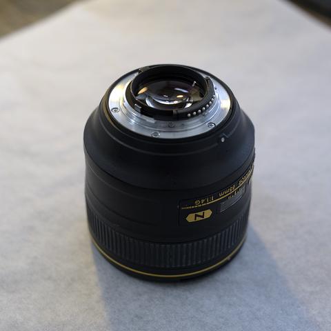 Nikon AF-S Nikkor 85mm f/1.4G Lens