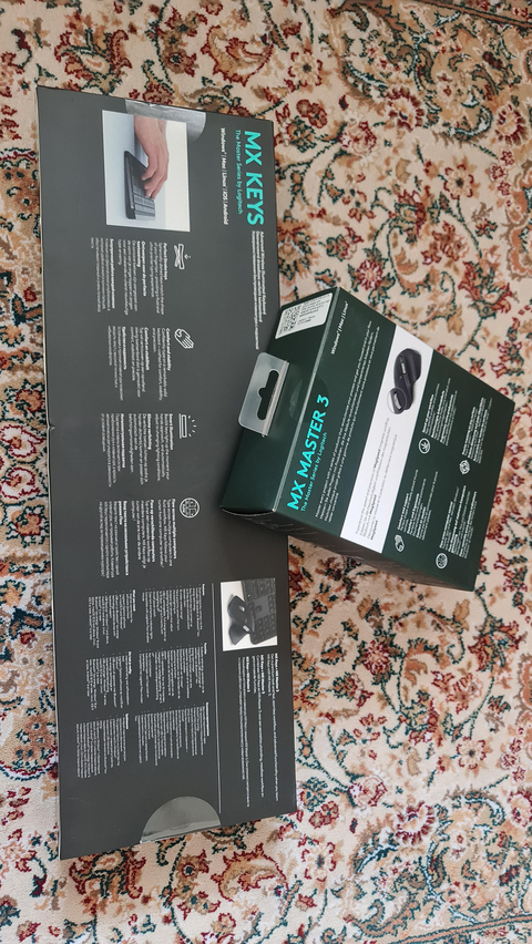 Logitech MX Master 3 Mouse ve Logitech MX Keys Aydınlatmalı Klavye